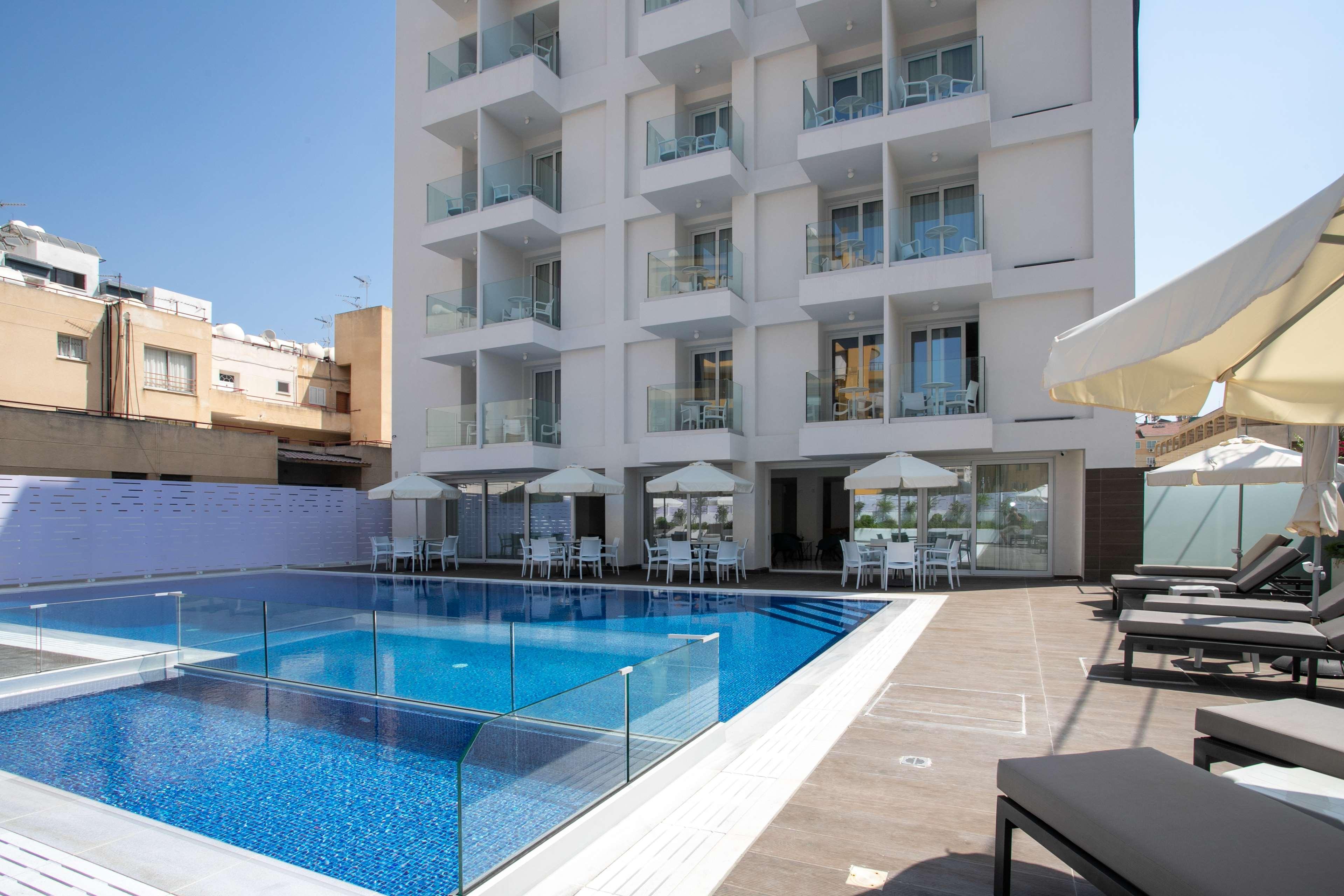 Best Western Plus Larco Hotel Larnaca Bagian luar foto