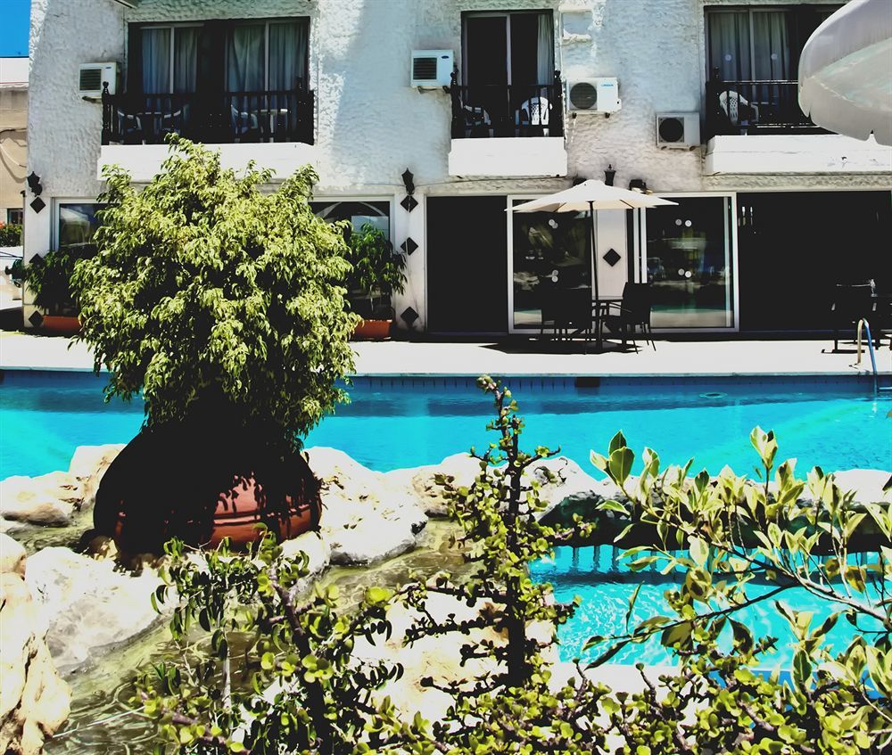 Best Western Plus Larco Hotel Larnaca Bagian luar foto